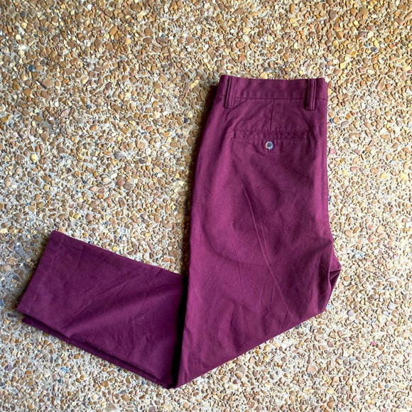 Old Navy Ultimate Slim Khakis - Maroon - Picture 1 of 3